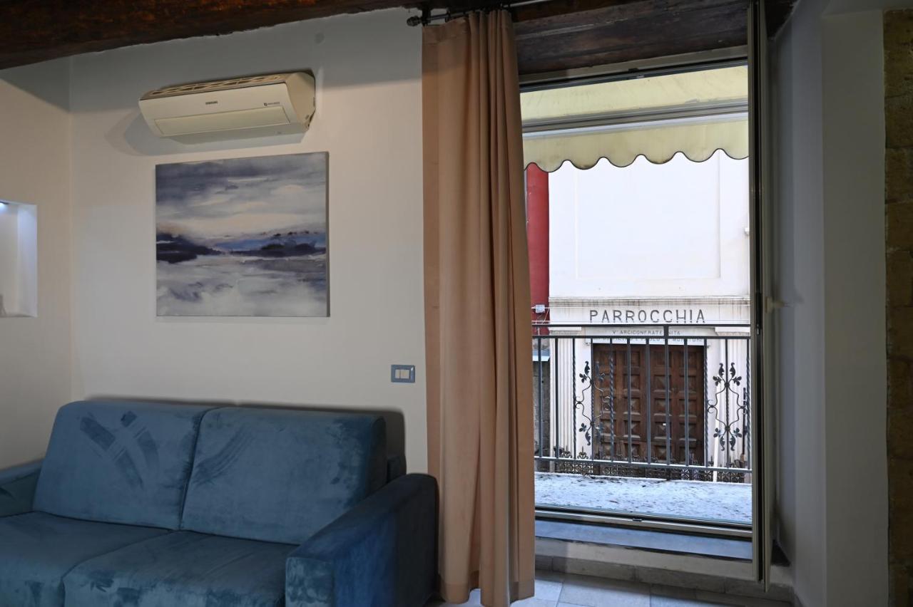 Il Rifugio Di Beppe Appartement Napels Buitenkant foto
