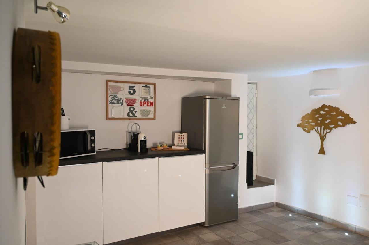 Il Rifugio Di Beppe Appartement Napels Buitenkant foto