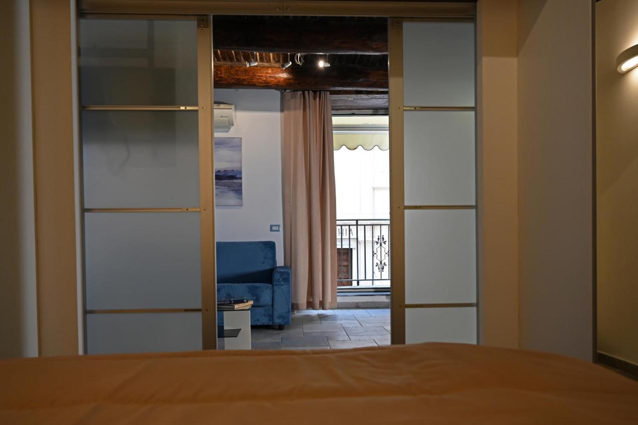 Il Rifugio Di Beppe Appartement Napels Buitenkant foto